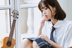 刚刚,我拒绝了前任的好友申请。- 蕊希